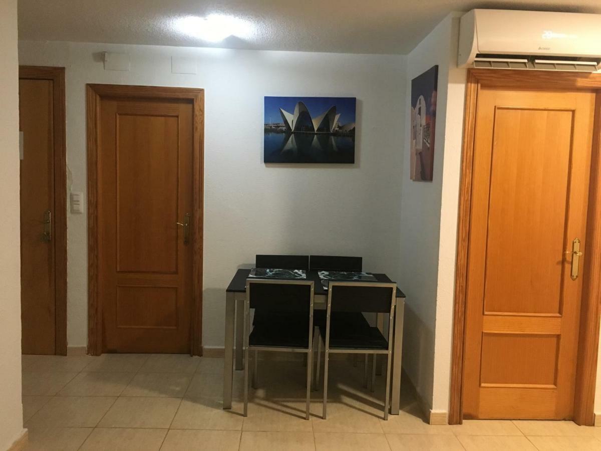 Apartamento Ciudad De Las Ciencias 2 Valencia Eksteriør bilde